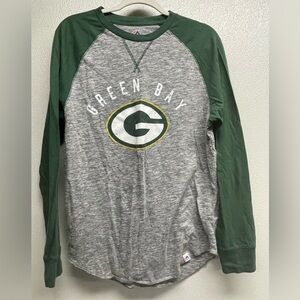 Green Bay Packers Long Sleeve T-Shirt. Majestic Apparel. NFL Football. Green